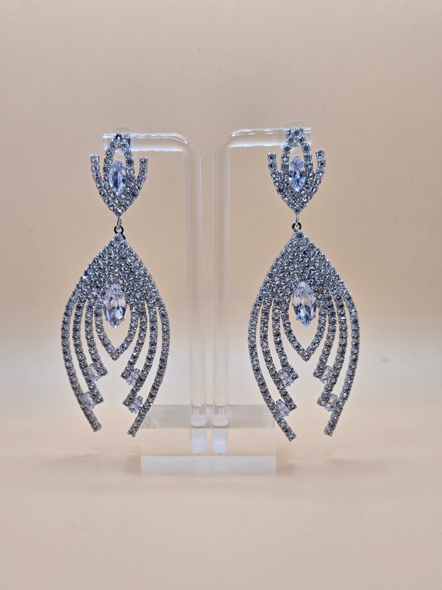 Luxurious chandelier earrings